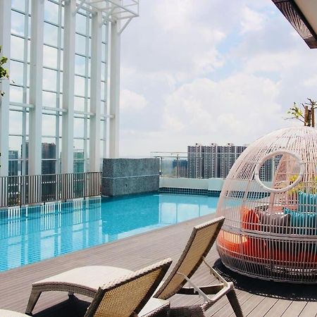 Modern, High Floor Suasana Suites 05 In Jb Johor Bahru Buitenkant foto