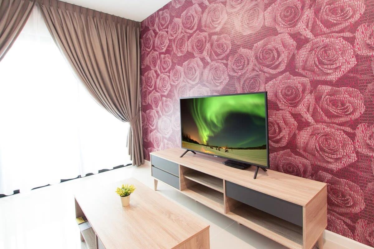 Modern, High Floor Suasana Suites 05 In Jb Johor Bahru Buitenkant foto